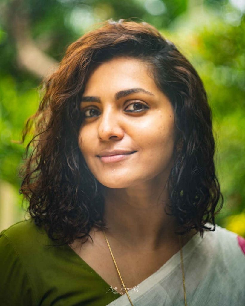  Parvathy Thiruvothu   Height, Weight, Age, Stats, Wiki and More